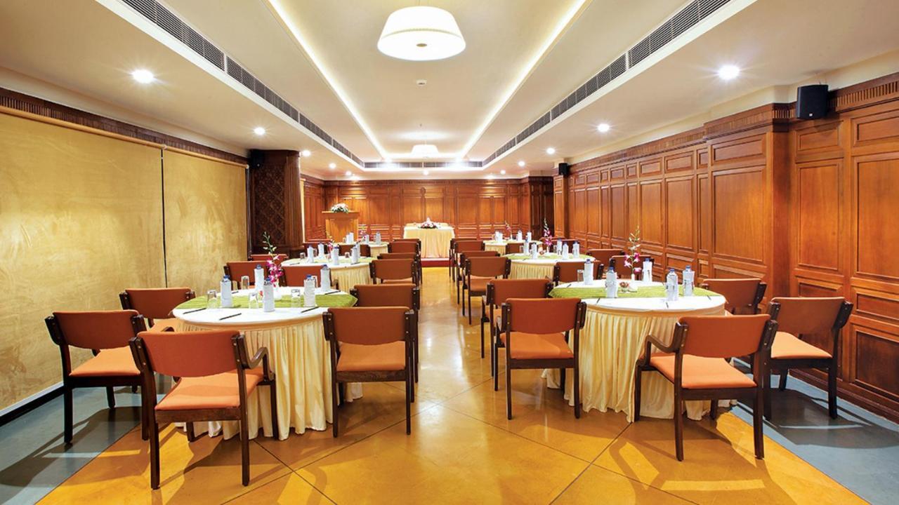 Le Maritime, Kochi By Westbridge Hotel Exterior foto